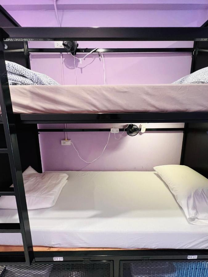 El Biografo Hostel Bangkok Bagian luar foto