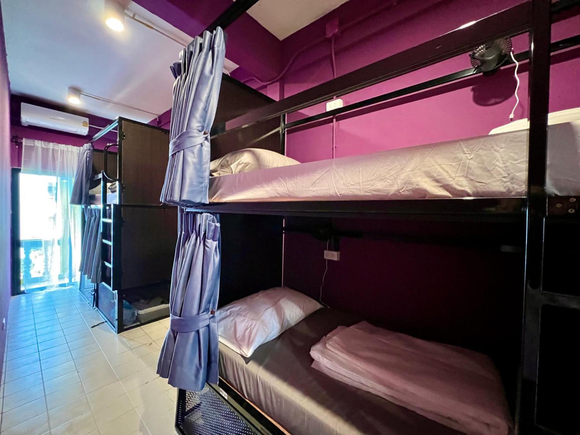 El Biografo Hostel Bangkok Bagian luar foto